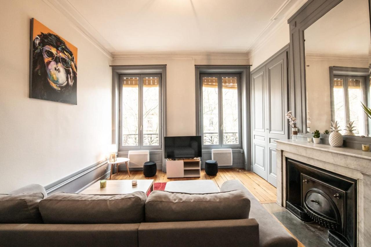 Le Vendome - Bel Appartement Proche Centre Ville リヨン エクステリア 写真